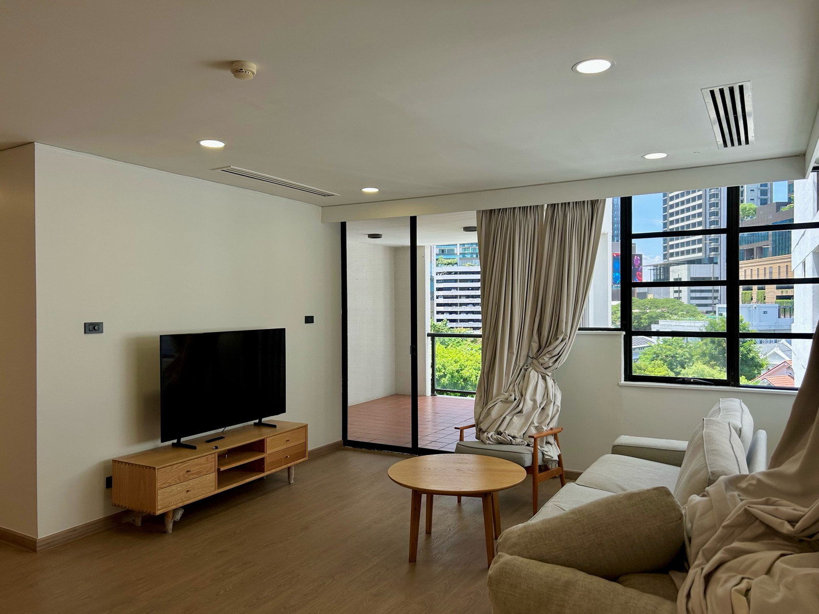 3 Bedroom 3 Bathroom and Miad room for Rent in Sathorn. – รูปที่ 2