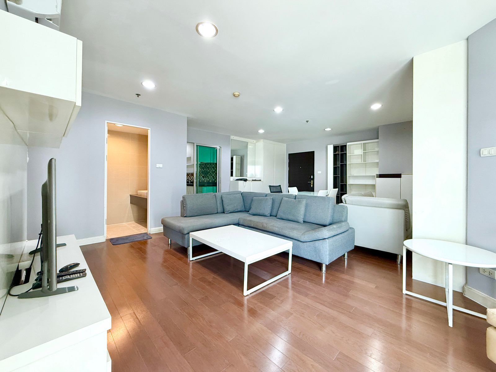 🚀 Belle Grand Rama 9 - 101 sq m., 3 bedrooms, 2 bathrooms, new air conditioner, ready to move in 092-545-6151 (Team)
