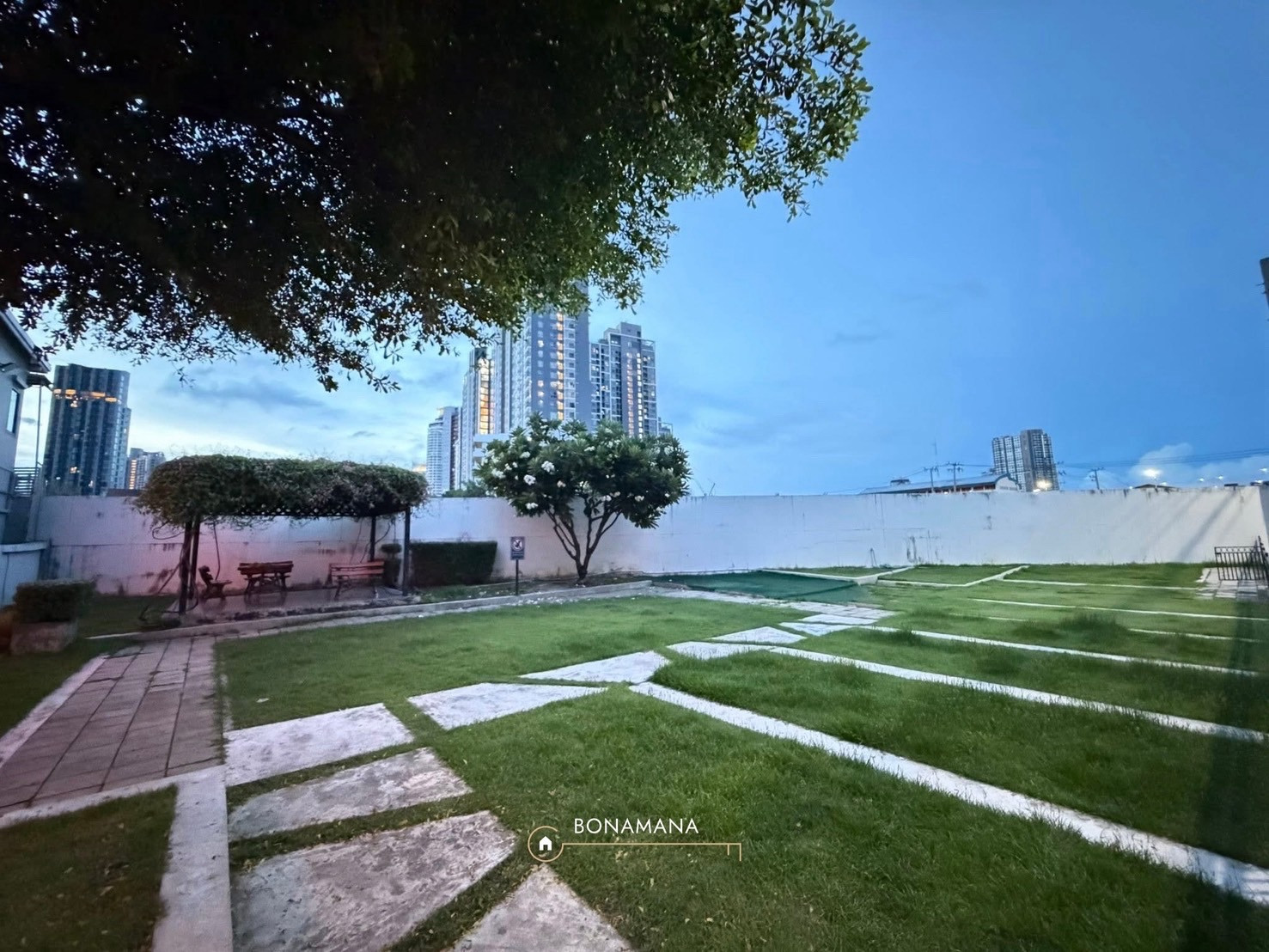 Rent/Sell Luxury Townhome: Blesstown Sukhumvit 50 (BTS On Nut 900m – รูปที่ 2