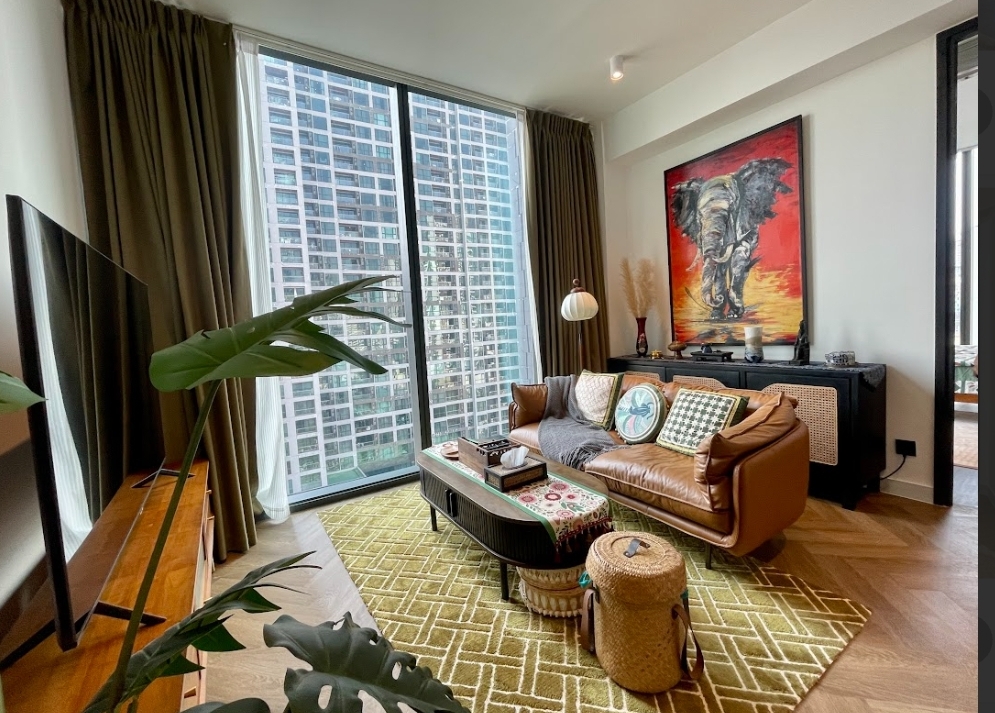 Bright, stylish, and perfectly cozy 🤎 A beautiful home in the heart of the city. Bright, stylish, and perfectly cozy 🤎 A beautiful home in the heart of the city.