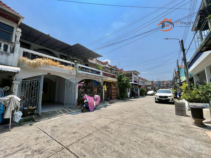ขายทาวน์เฮ้าส์ 2 ชั้น หมู่บ้านสุขสบาย ลาดพร้าว 87 แยก 10  – รูปที่ 2