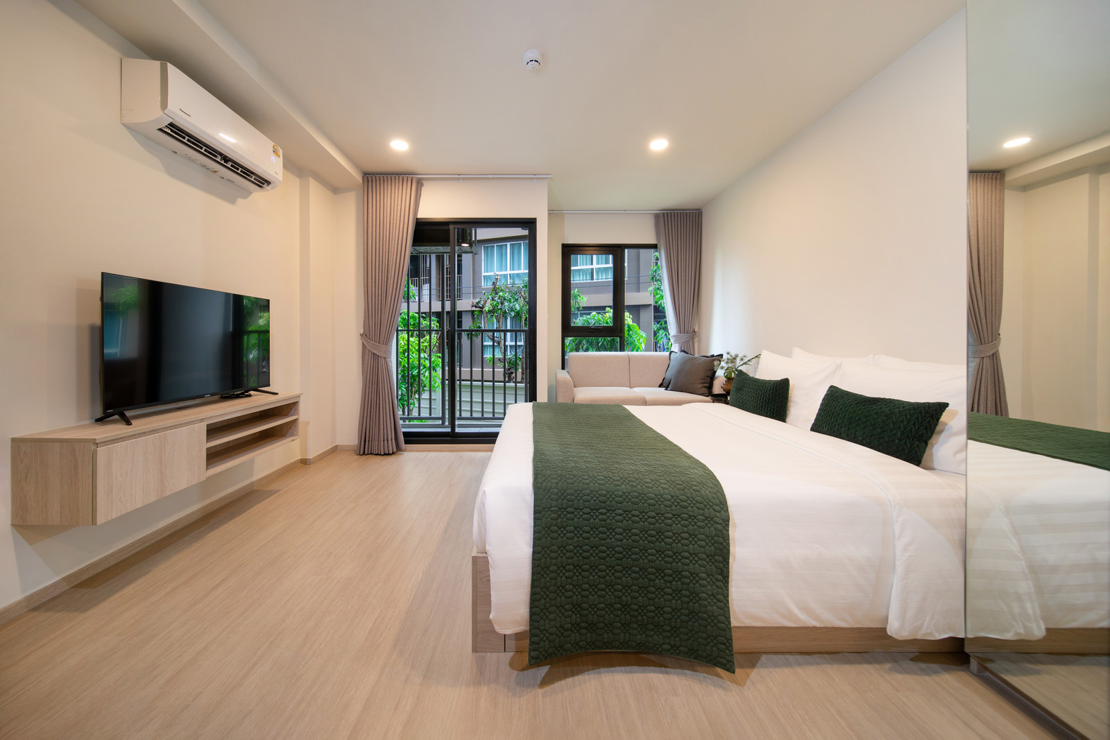 🔥Condo for rent, Kathu Patong by Hampton, Studio room 24 sq m, Phuket 🔥 (Service residence by Hampton) ✅ Accepting rental contracts for 6 months or more. 🔥Condo for rent, Kathu Patong by Hampton, Studio room 24 sq m, Phuket 🔥 (Service residence by Hampton) ✅ Accepting rental contracts for 6 months or more.
