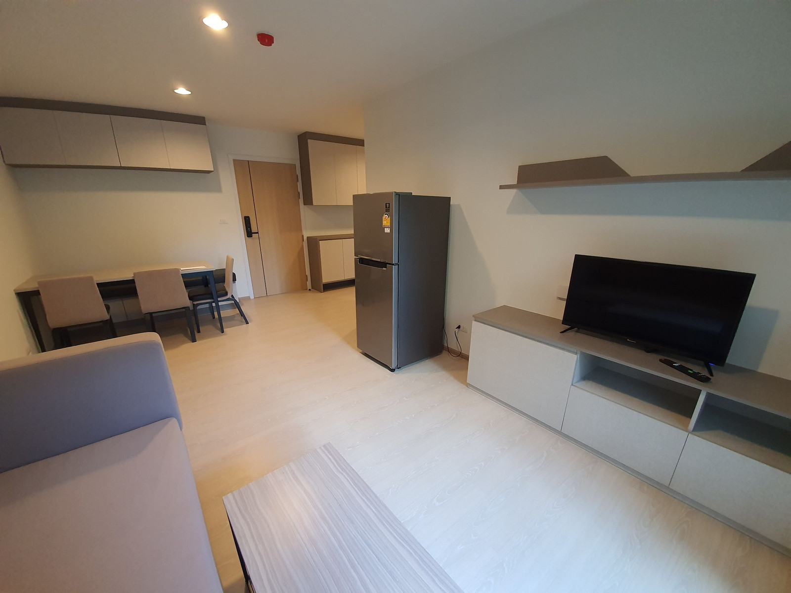 ให้เช่า 2 ห้องนอน 2 ห้องน้ำ ที่ rise rama 9 – รูปที่ 2