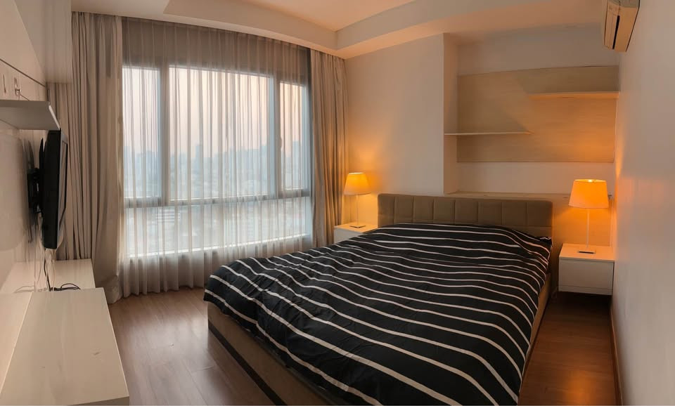 ✅ Condo for sale, corner room, near BTS Thonglor station ✅ Thru Thonglor (New Phetchaburi Road) ✅ Condo for sale, corner room, near BTS Thonglor station ✅ Thru Thonglor (New Phetchaburi Road)