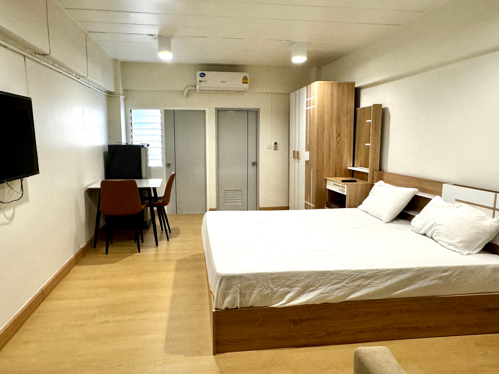 sell!!! 🏙️ Condo Eua Amornsuk Bang Chak near Sukhumvit 62 (newly renovated, fully furnished + electrical appliances, fully equipped, ready to move in with your bags 💼💼💼 ) sell!!! 🏙️ Condo Eua Amornsuk Bang Chak near Sukhumvit 62 (newly renovated, fully furnished + electrical appliances, fully equipped, ready to move in with your bags 💼💼💼 )