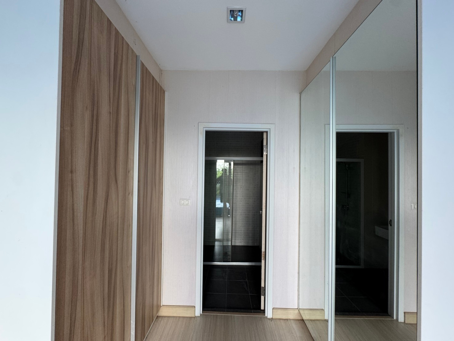 ขายคอนโด The Privacy เรวดี ห้องใหญ่พร้อมอยู่เพียง 1.9 ล้านบาท – รูปที่ 2