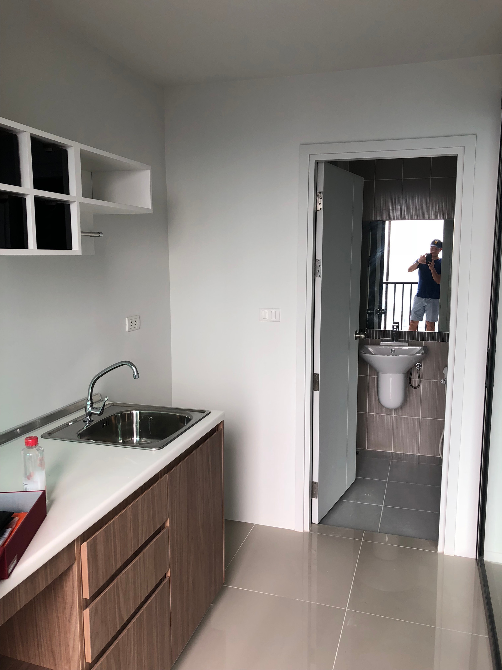 ขายคอนโด The Stage เตาปูน Partially Furnished ราคาพิเศษ 2,150,000 บาท วิวแม่น้ำเจ้าพระยา ขนาด 26.3 ตรม ชั้น 17 ฟรี เครื่องทำน้ำอุ่น ตู้เย็น  Hood ดูดควัน ไมโครเวฟ และตาข่ายกันนก – รูปที่ 4
