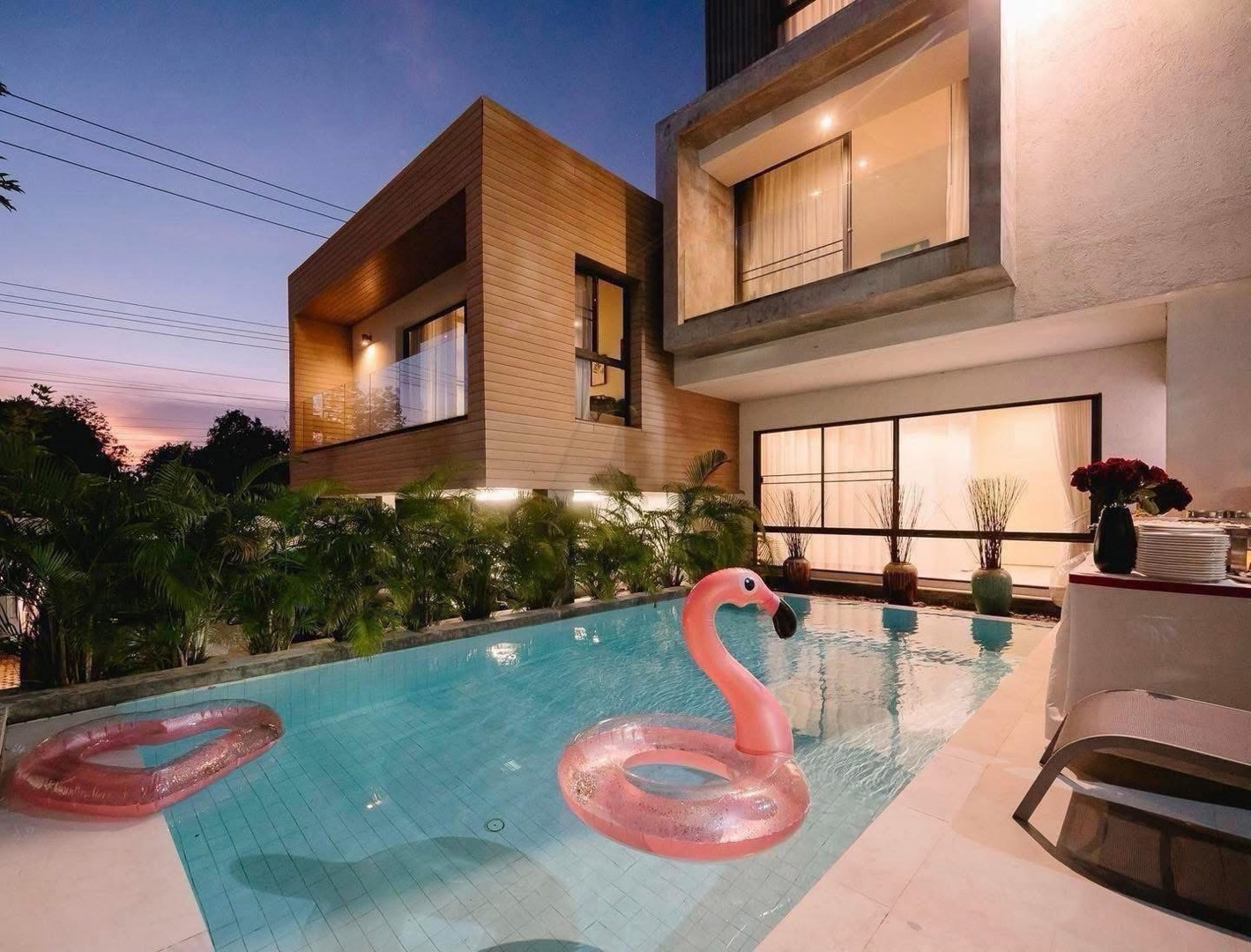 🏡 Pool Villa Bearing A