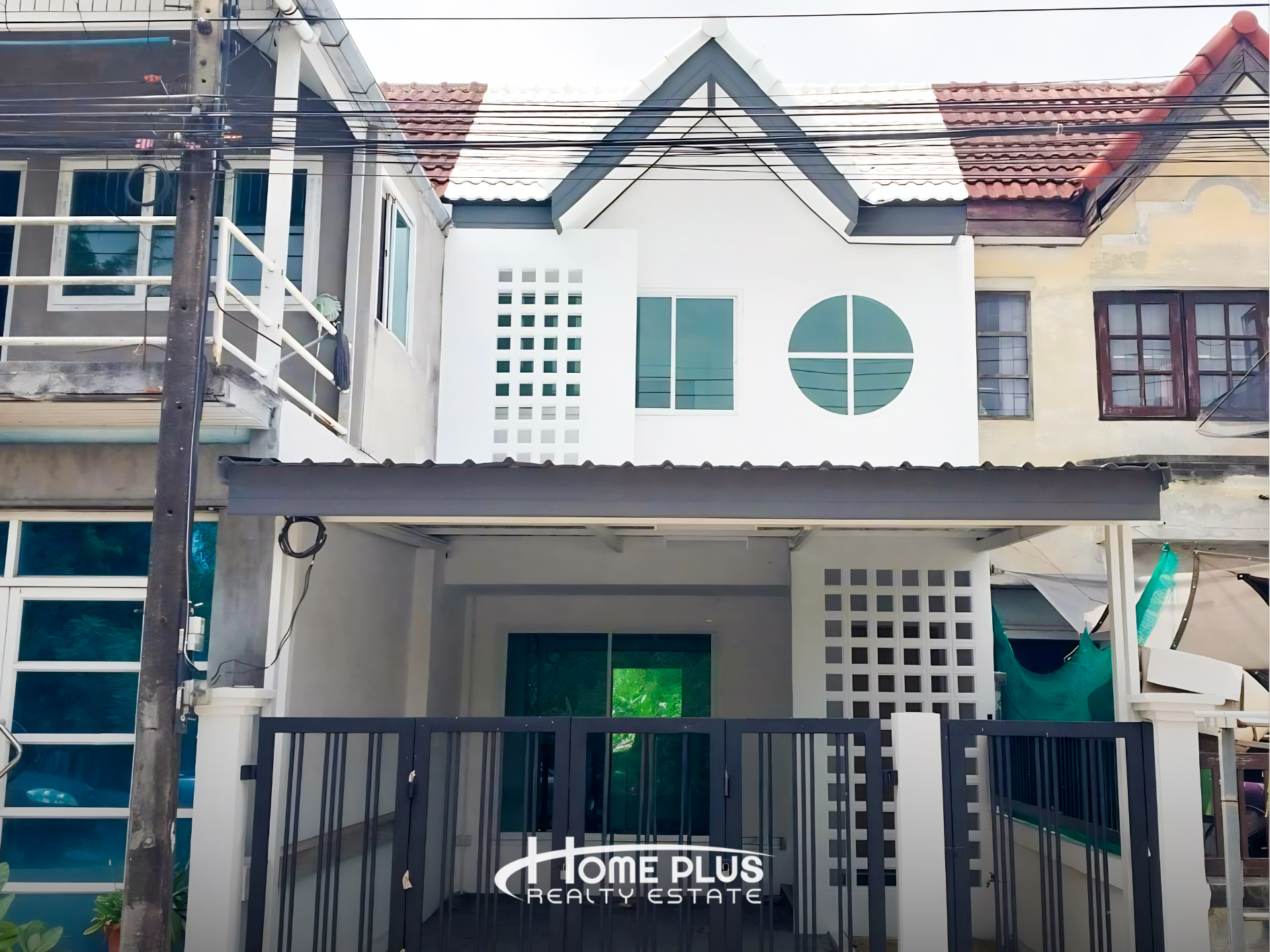 2-story townhouse for sale, renovated, Thanalak Village 2, Khlong Song, Soi Bongkot 17, next to Khlong Song Road. (Soi Rangsit-Nakhon Nayok 31)
