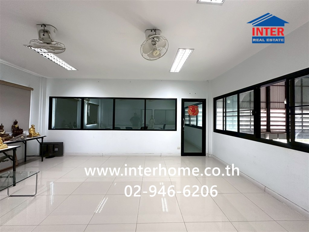 Warehouse + office, 1 floor, 200 sq m. Warehouse + office, Soi Prasert Manukit 29, Intersection 6, Ramintra Road, Kaset-Nawamin Road, Lat Phrao District, Bangkok – รูปที่ 4