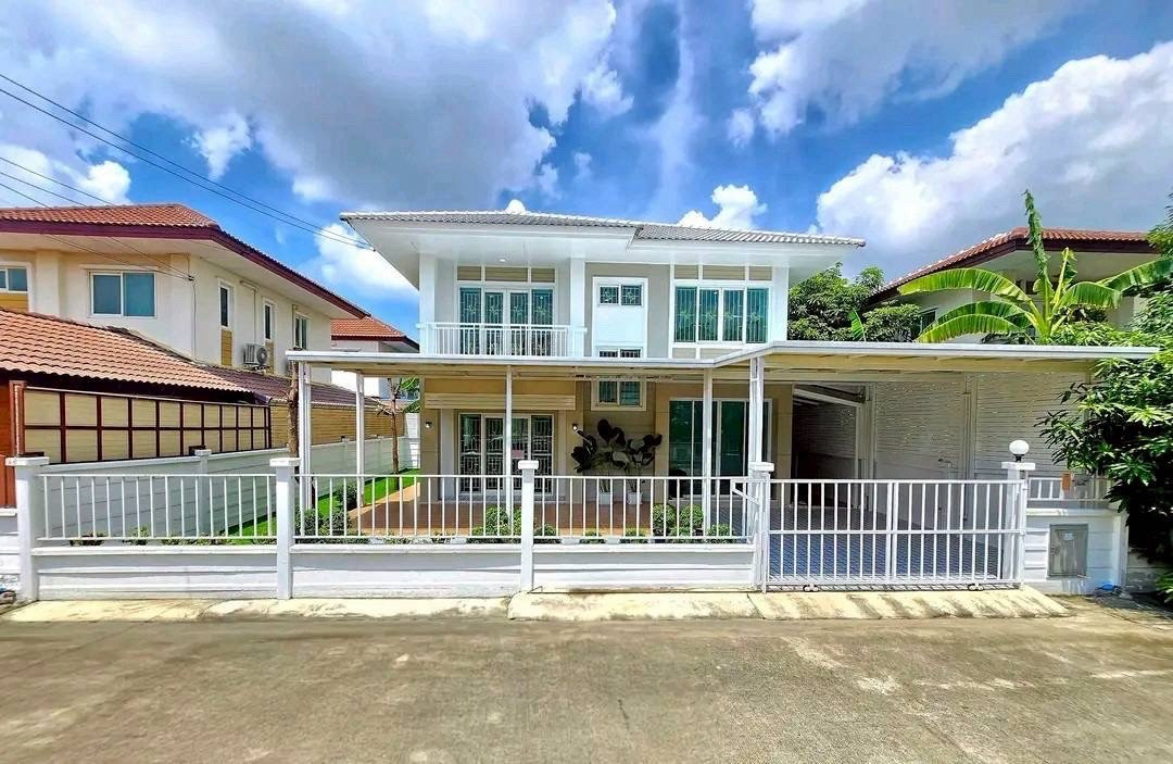 ขาย บ้านเดี่ยว หมู่บ้านคุณาภัทร 5 รีโนเวททั้งหลัง พร้อมตกเเต่ง พร้อมย้ายเข้าอยู่✨ ขาย บ้านเดี่ยว หมู่บ้านคุณาภัทร 5 รีโนเวททั้งหลัง พร้อมตกเเต่ง พร้อมย้ายเข้าอยู่✨