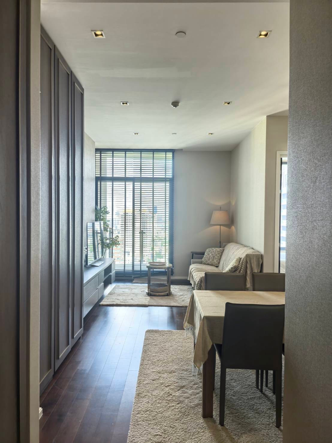 Diplomat Sukhumvit39 2bed 76sqm 75k call 0886166564 Diplomat Sukhumvit39 2bed 76sqm 75k call 0886166564