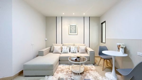 >> Bodin Sweet Home << High floor room, fully furnished from leading brands, accessible price, in a great location, close to MRT Lat Phrao 71 and Airportlink Ramkhamhaeng, close to The Mall, close to work areas. Hurry, rooms are limited!!