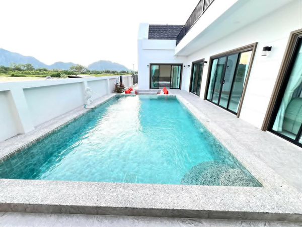 Pool Villa for sale, Cha-am, Phetchaburi Province (with roof terrace, view and party), private location, area 126 sq m, 377 sq m, 3 bedrooms, 4 bathrooms, ready to move in.