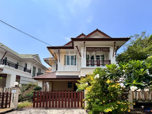 Single house Casalunar Mesto / 3 bedrooms (for sale), Casalunar Mesto / 3 Bedrooms (FOR SALE) YEAN190
