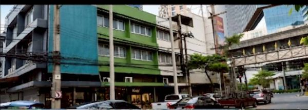 92861 - ขายอาคารพาณิชย์ 3.5 ชั้นริมถนนสุขุมวิท-บางนาติด Mega Mixed-use Hub เหมาะทำธุรกิจ และลงทุน