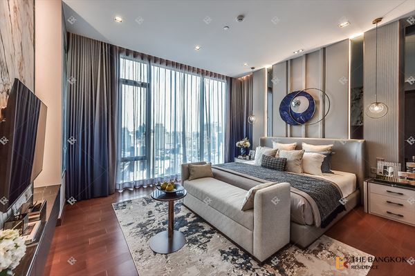💎 ขายคอนโด Ultra Luxury Q1 Sukhumvit ตกแต่งหรู พื้นที่นั่งเล่นกว้าง ใกล้ BTS นานา ✨