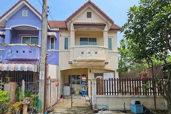 Sweet Home Park Bang Bua Thong, corner plot, good location next to Bang Kruai-Sai Noi Road.