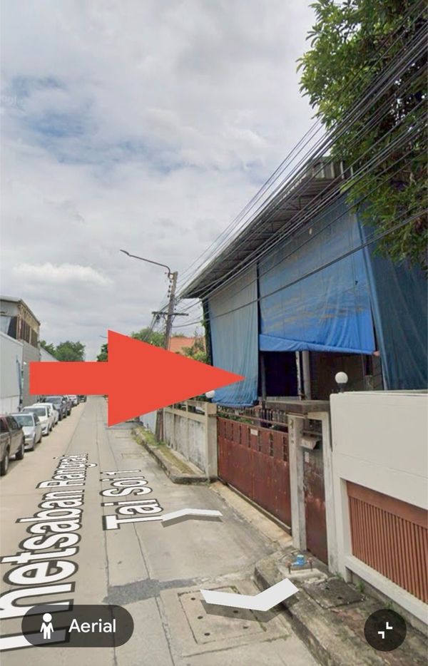 For sale/rent, empty land with warehouse, 84 sq m, Thetsaban Rangrak Tai Rd., Soi 1, Chatuchak District, same alley as Matichon Printing House.
