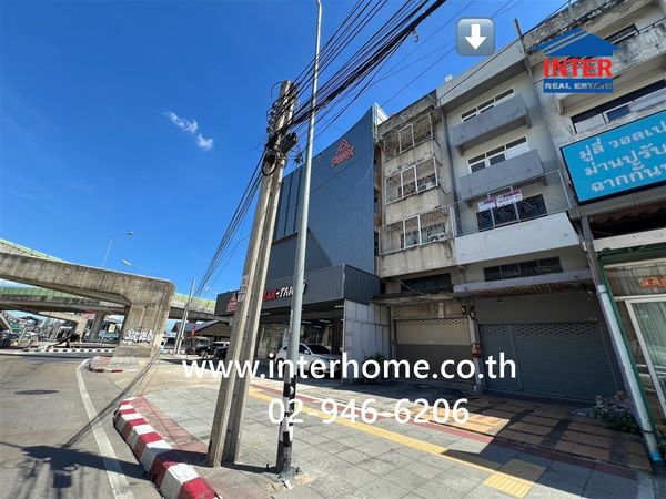 Commercial building, 4.5 floors, 25 sq m. Commercial building, opposite Fashion Island department store. Next to Ramintra Road, Soi 88, Ramintra Road, Outer Ring Road, Bang Kapi District, Bangkok