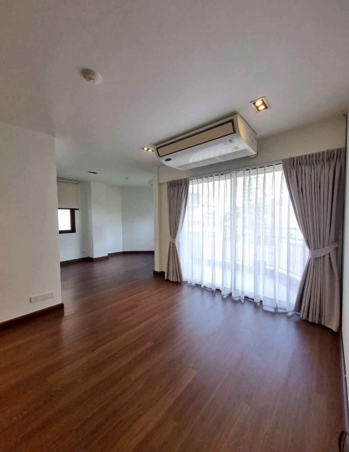 ขายคอนโด Green Point Silom ราคา 6,200,000 บาท [NCs260508]