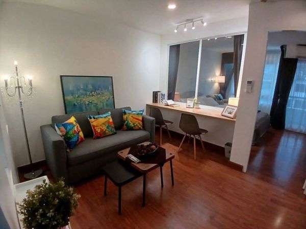 🏙️ ให้เช่า Surawong City Resort Condo
คอนโดใจกลาง CBD ใกล้สีลม–สาทร–จุฬา เดินทางสะดวก ✨