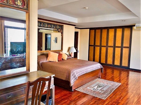 sales/3-bedroom-condo-for-sale-at-the-waterford-park-sukhumvit-53-in-khlong-tan-nuea-bangkok