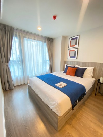 🔥Urgent Sale🔥 The Origin Ramintra 83 Station, near the Pink Line MRT Ramintra Station. Fully furnished and ready to move in.