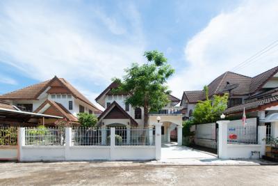 ขายบ้านเดี่ยว 2 ชั้น หมู่บ้านธงชัย พาร์ควิลล์ พื้นที่กว้าง ใกล้ซอย รังสิต-นครนายก 48 ขนาด 60 ตรว