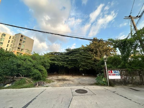 Land for sale, Pridi Banomyong 14 / 103 square wa (GNG157)