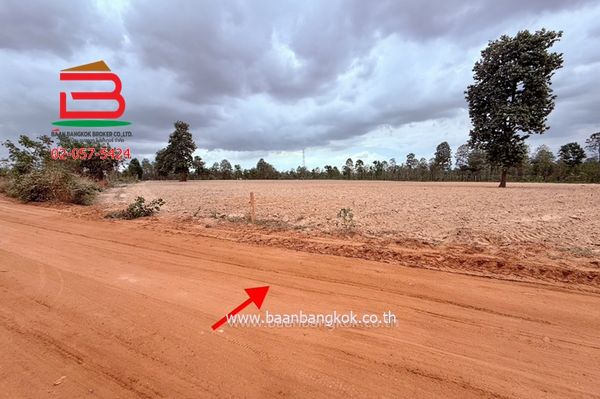 Empty land, already filled, area 12-2-10 rai, enter Soi Public Works Road, Khok 2114 (near Aurora Ville Village, Non Rueang), Maliwan Road, Savathi Subdistrict, Mueang Khon Kaen District. Khon Kaen Province