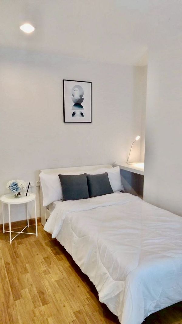 FOR Rent Navatara Condominium Unit 902/14