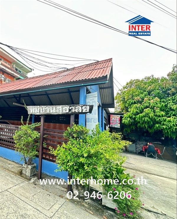 Townhouse, 3 floors, 22 sq m, Suthalai Village, Soi Wat Makham, Tiwanon Road, Ban Klang Road, Mueang Pathum Thani, Pathum Thani.