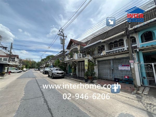 Townhouse, 2 floors, 17.8 sq m, Sena Villa Village 84. Near The Mall Bangkapi Soi Happyland Sai 1, Intersection 3, Nawamin Road, Lat Phrao Road, Bang Kapi District, Bangkok