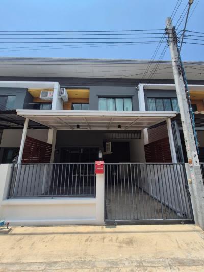 ขายทาวน์เฮ้าส์/ทาวน์โฮม  ดิ โอโซน เพชรเกษม 53 MRT-หลักสอง บางแค เขต บางแค กรุงเทพ CX-156516