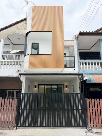 For Sale Townhouse/Townhome  , Baan Piphonpong 2,3,4 , newly renovated , Sanambin , Don Mueang , Bangkok , CX-156148