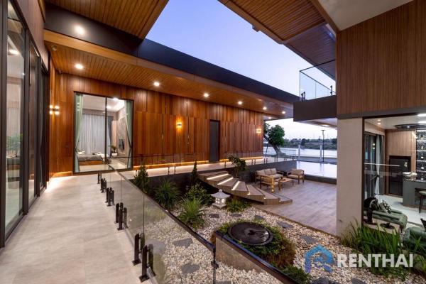 Ultra Luxury living with private lake view in Pattaya.