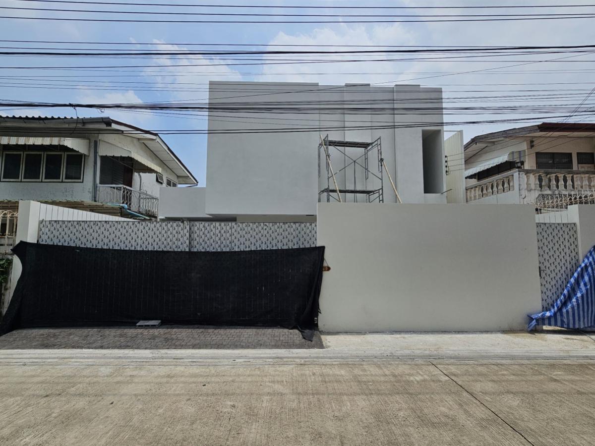 ขายบ้าน บ้าน ริว่า 42 ห้องมุม รีโนเวทใหม่ แขวงจันทรเกษม เขต จตุจักร กรุงเทพ CX-153330 ขายบ้าน บ้าน ริว่า 42 ห้องมุม รีโนเวทใหม่ แขวงจันทรเกษม เขต จตุจักร กรุงเทพ CX-153330