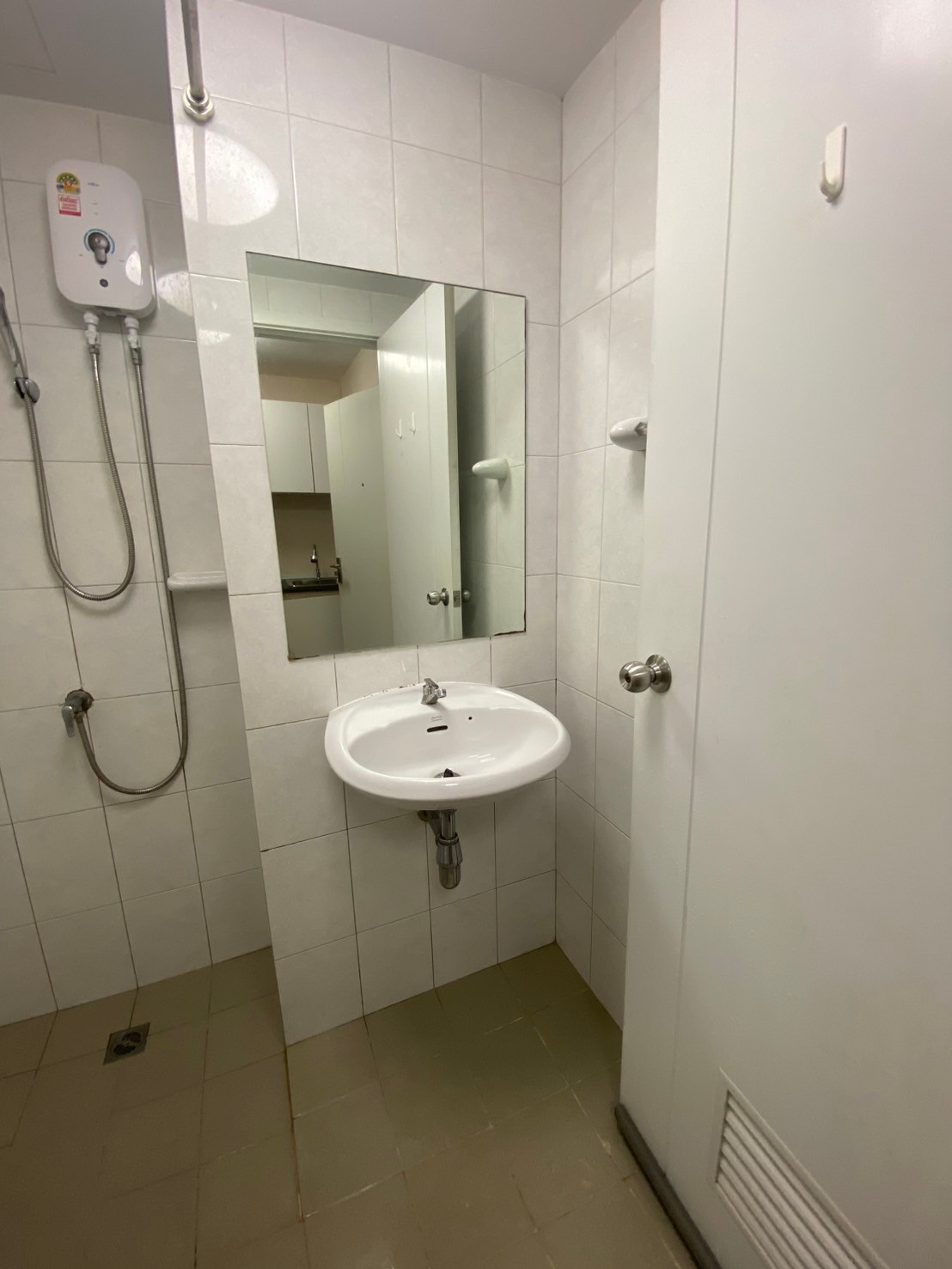 Urgent sale with tenant Plum Condo Phahonyothin 89. – รูปที่ 4