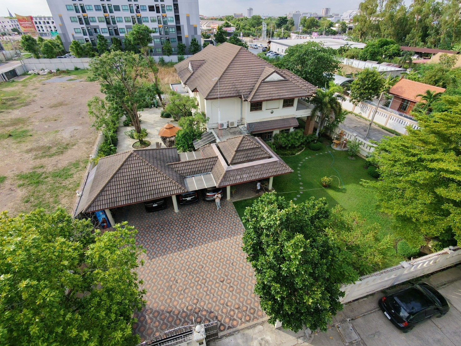 ขาย บ้านเดี่ยวไม้สักทั้งหลัง บนที่ดิน 300 ตร.ว.  หลัง Central อยุธยา เพียง 1.4 กม. – รูปที่ 2