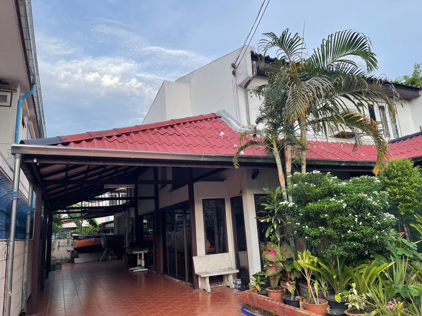 2-story house, Senaniwet 1 – change your life to perfection On a quiet potential location 2-story house, Senaniwet 1 – change your life to perfection On a quiet potential location