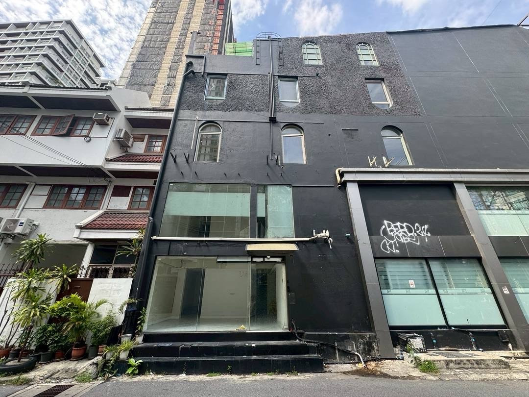 สำหรับเช่า อาคารพาณิชย์ ทองหล่อ พื้นที่ 560 ตร.ม. | FOR RENT COMMERCIAL BUILDING AT THONGLOR SUKHUMVIT 55 - USEABLE SPACE 560 SQM สำหรับเช่า อาคารพาณิชย์ ทองหล่อ พื้นที่ 560 ตร.ม. | FOR RENT COMMERCIAL BUILDING AT THONGLOR SUKHUMVIT 55 - USEABLE SPACE 560 SQM