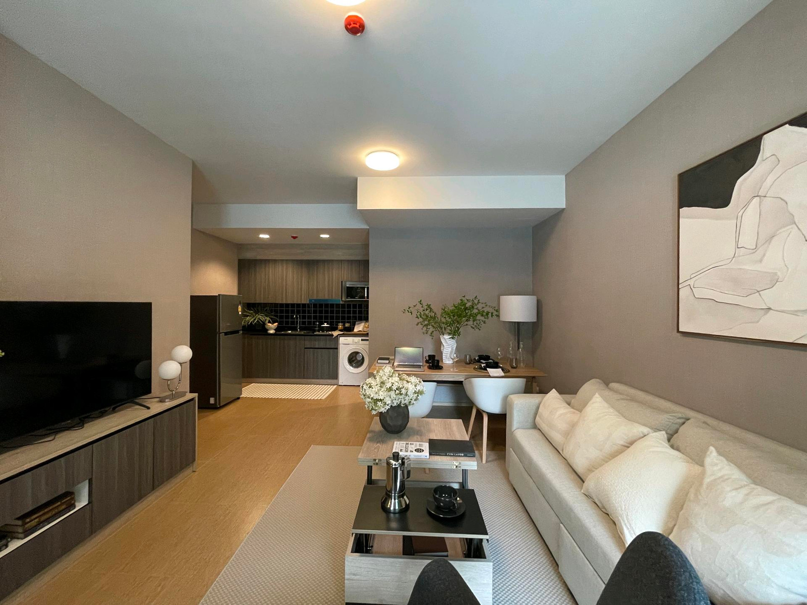, คอนโด Duplex แบบ Pool Access ขนาด 70.5 ตร.ม.บรรยากาศเหมือนอยู่รีสอร์ท ในพื้นที่สุขุมวิท 