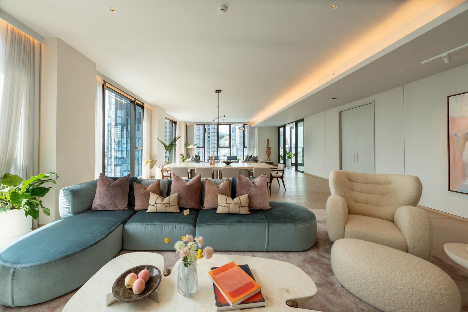 Fully Furnished ห้องเดียวราคาดีสุด!! ขายคอนโด สโคป ทองหล่อ (Scope Thonglor) Ultra Luxury Penthouse 4 ห้องนอน 5 ห้องน้ำ 416.71 ตร.ม ติด BTS ทองหล่อ 0 เมตร – รูปที่ 2
