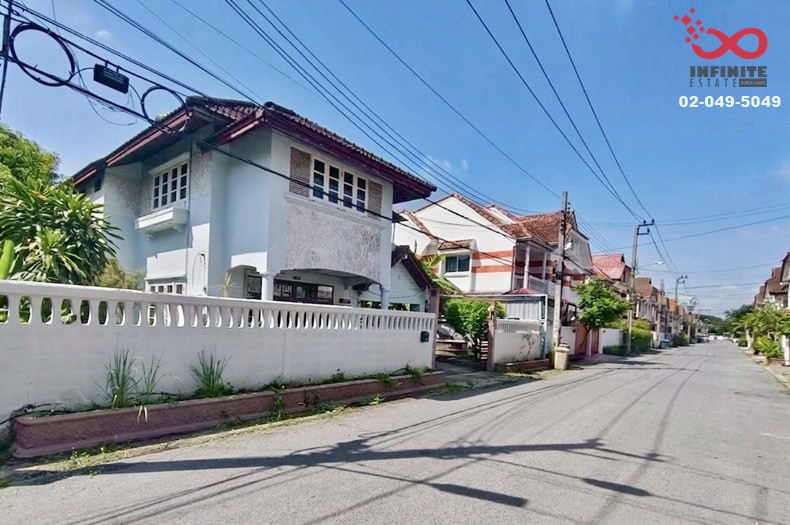 2-story detached house for sale, 70 sq m, Rangsiya, Ramintra 74, near MRT Bang Chan Station. 2-story detached house for sale, 70 sq m, Rangsiya, Ramintra 74, near MRT Bang Chan Station.