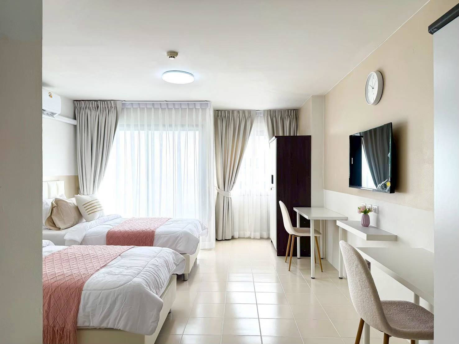 ยูคอมเพล็กซ์ คอนโดมิเนียม / U Complex Condominium – รูปที่ 3