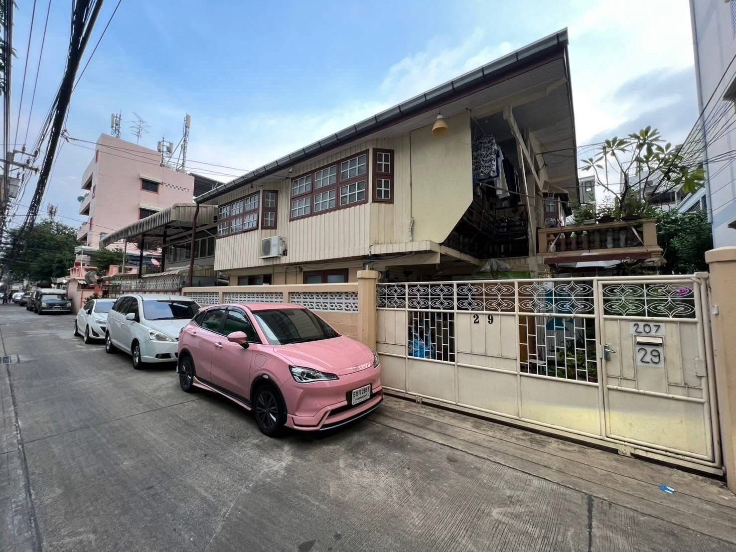 For sale/rent, 2-story detached house, Sathorn, Rama 3, Rama 4 area. For sale/rent, 2-story detached house, Sathorn, Rama 3, Rama 4 area.