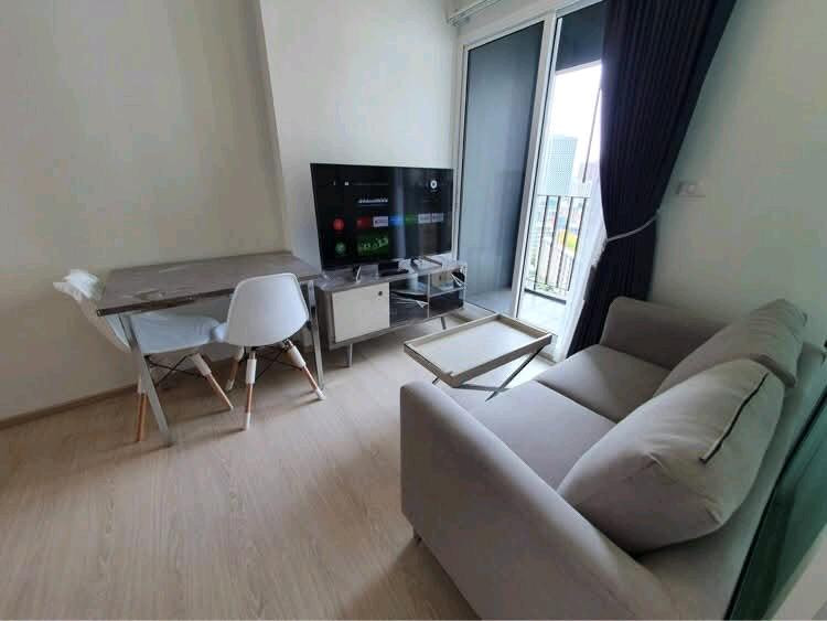 ✨ 🚇 MRT Huai Khwang, Thailand Cultural Center, corner room, swimming pool view. Ready to move in ✨ 🚇 MRT Huai Khwang, Thailand Cultural Center, corner room, swimming pool view. Ready to move in