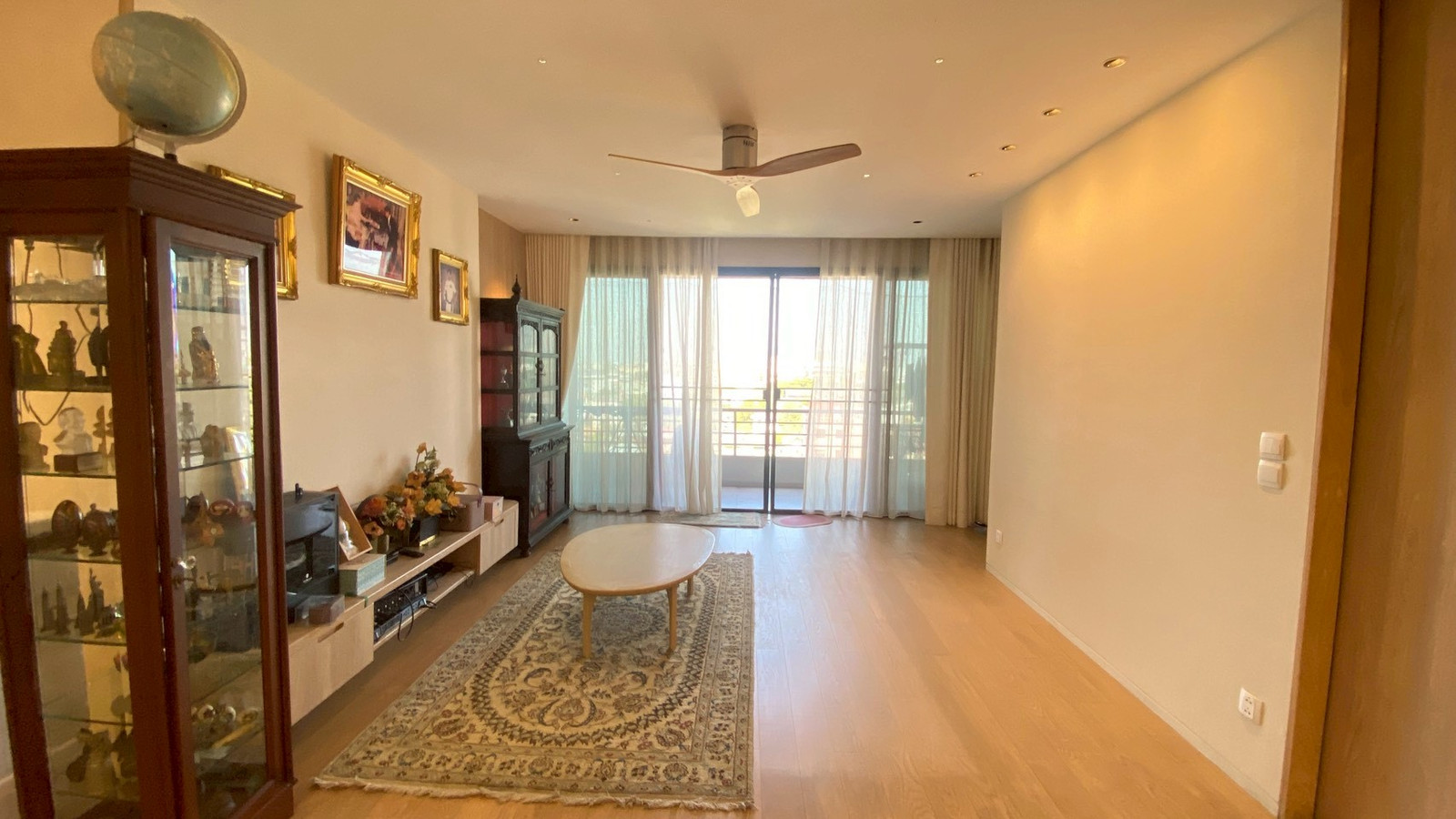 C260022 | Condo for Sale Riverine Place 1 C260022 | Condo for Sale Riverine Place 1