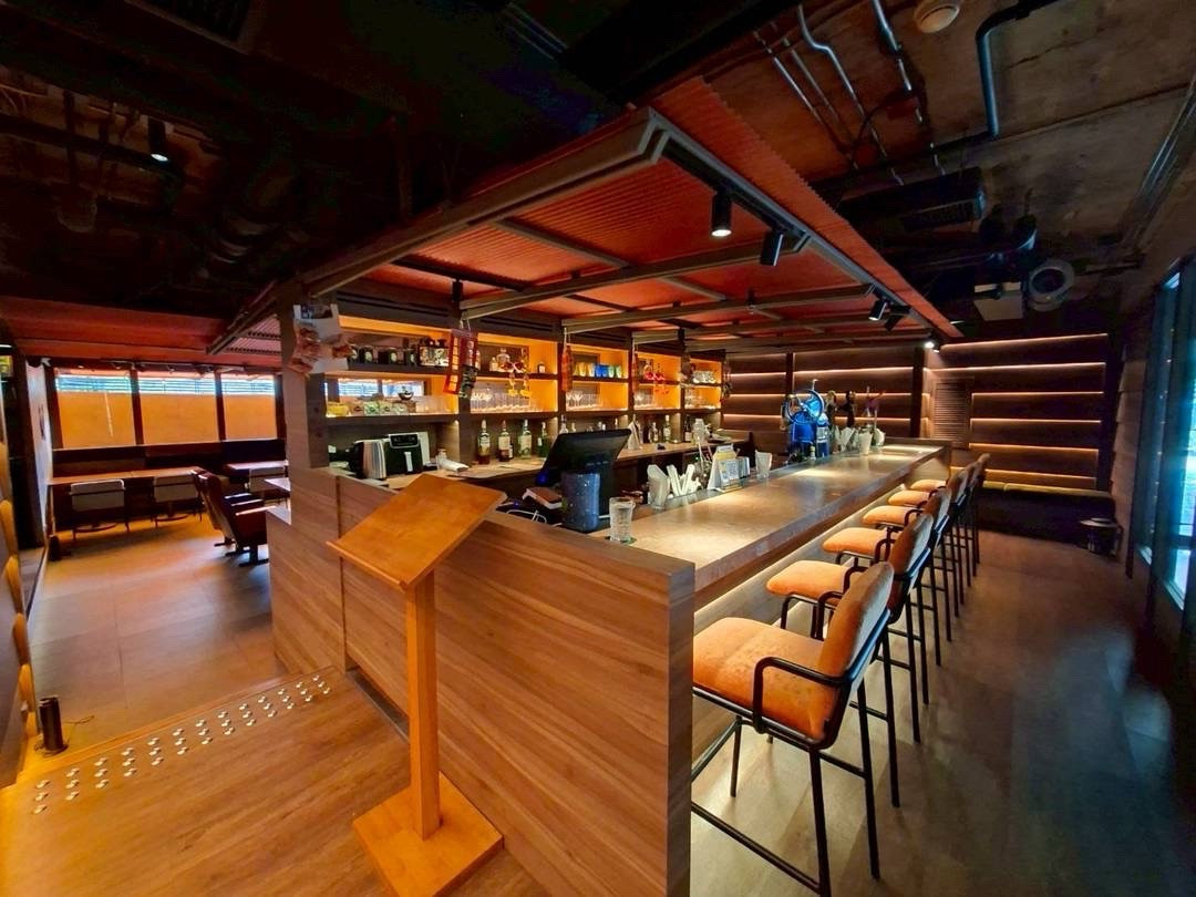 Business for rent, bar - restaurant - cocktail, Soi Thonglor, Sukhumvit 55, has parking nearby | FOR RENT COMMERCIAL BAR AND COCKTAIL BUSINESS SOI THONGLOR NEAR PARKING SERVICES Business for rent, bar - restaurant - cocktail, Soi Thonglor, Sukhumvit 55, has parking nearby | FOR RENT COMMERCIAL BAR AND COCKTAIL BUSINESS SOI THONGLOR NEAR PARKING SERVICES